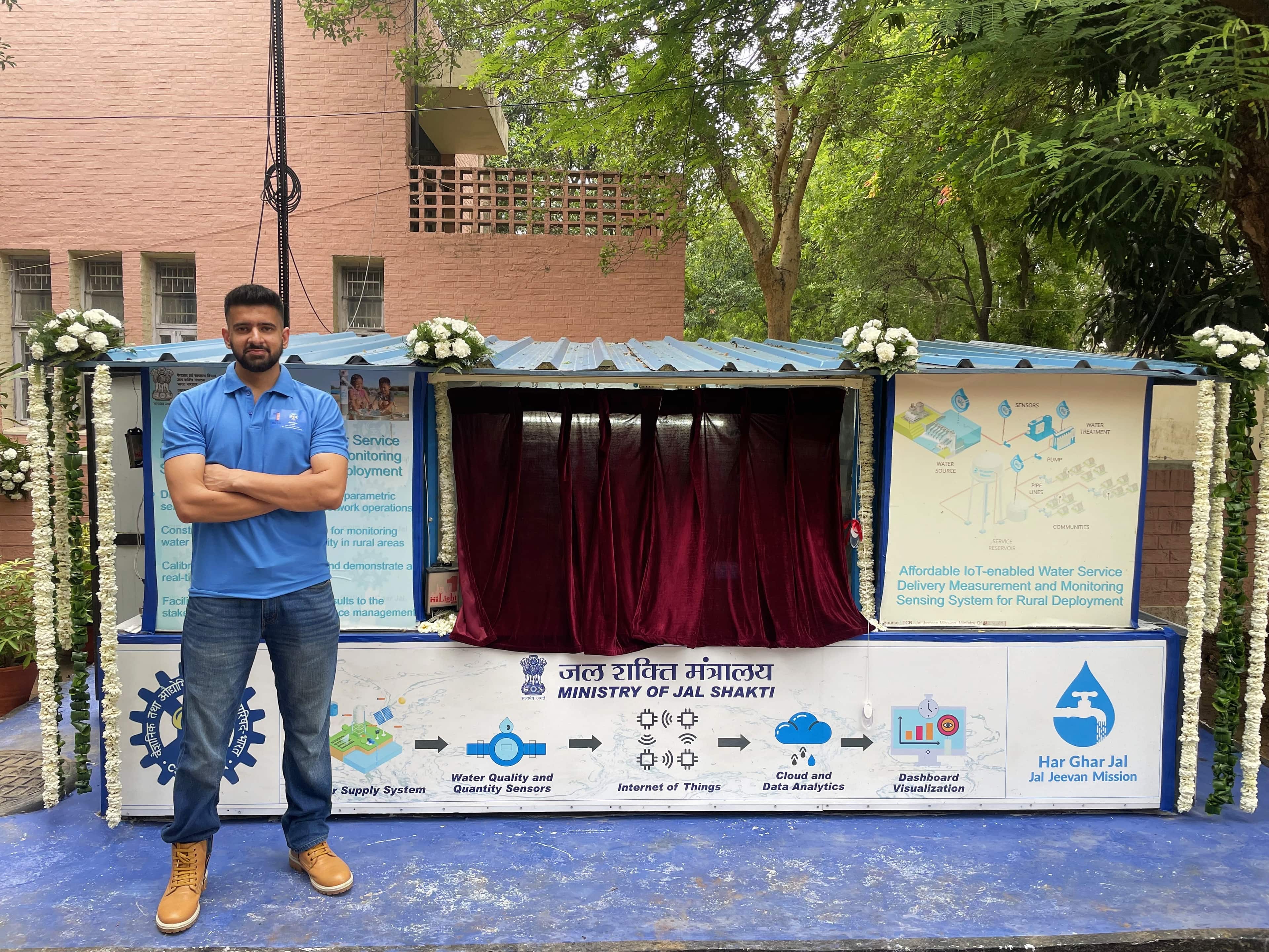 Parth with the IoT water-quality monitoring unit at the Ministry of Jal Shakti